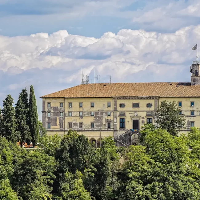 castle-of-udine-and-golden-angel